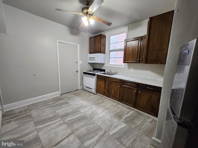 Photo - 314 Concord Ave