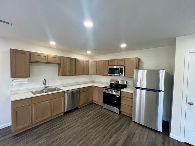 Photo - 146-146 Weise Pkwy Unit W146