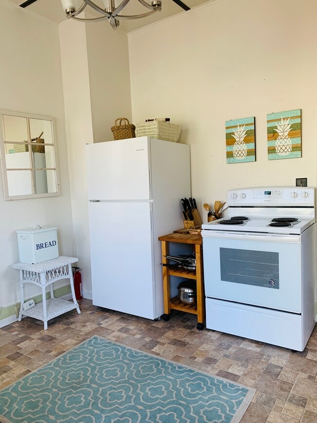 Photo - 905 Ferguson Ave