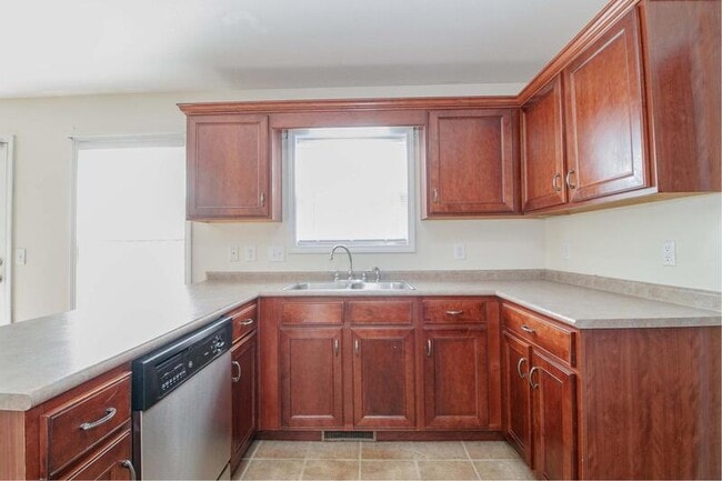 Photo - 2498 Hattington Dr