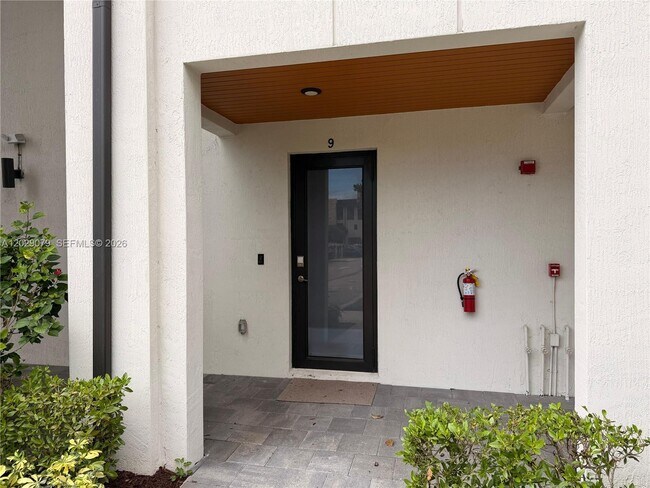 Photo - 10407 NW 82nd St Unit 9