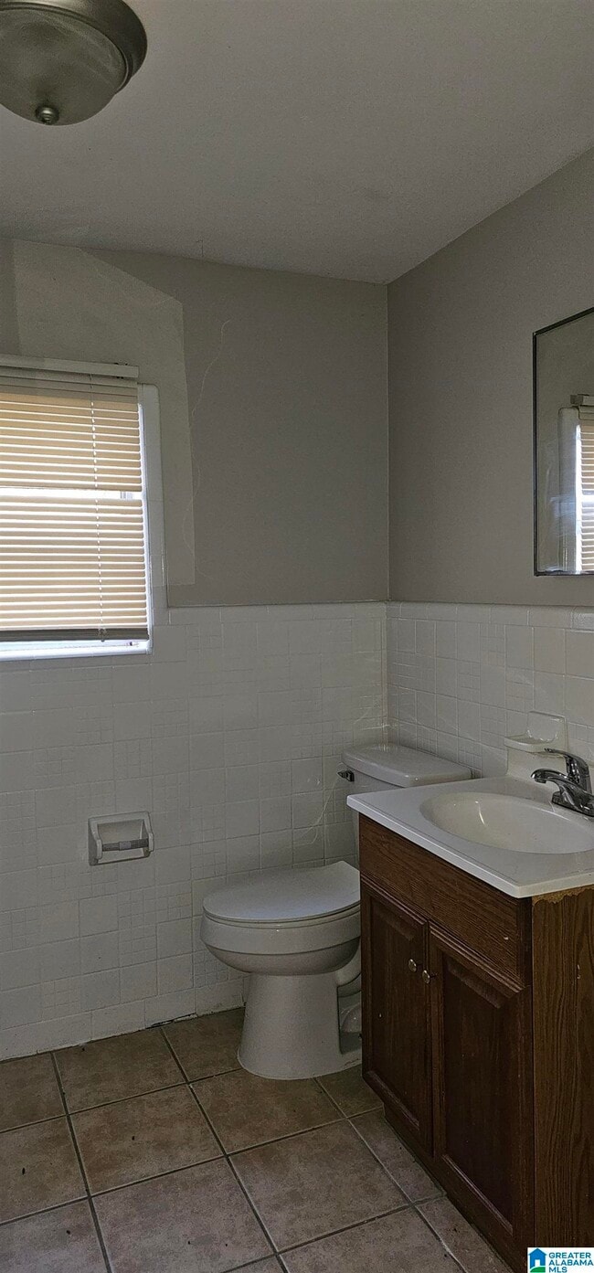 Photo - 528 Blue Bell Rd