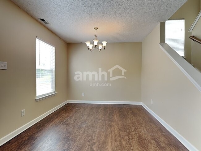 Photo - 4011 Cedarbark Dr