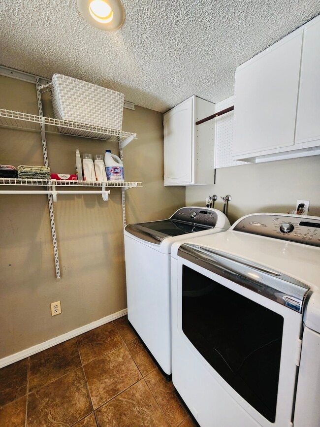 Photo - 104 Boysenberry Ln