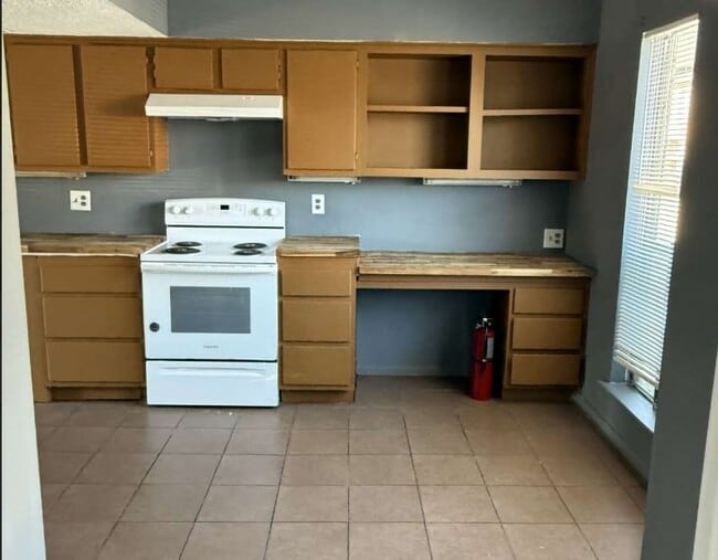 Photo - 7700 Creekbend Dr Unidad 103