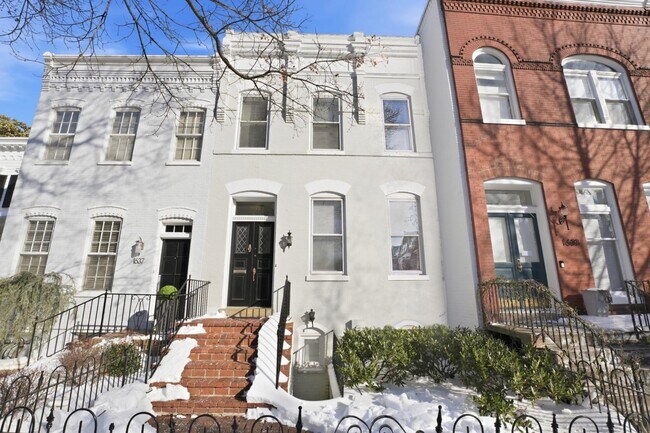 Photo - 1635 35th St NW