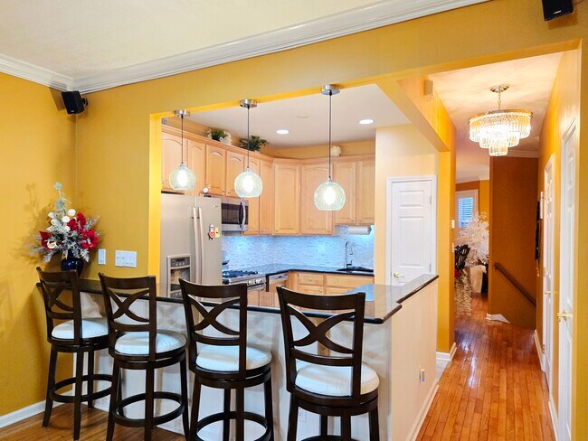 Photo - 324 Winthrop Dr