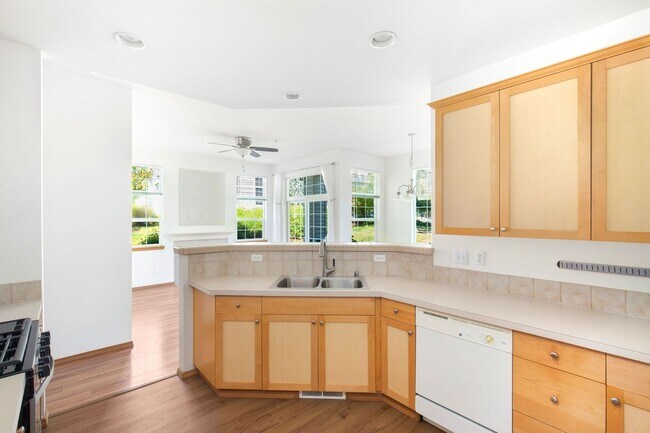 Photo - Ground Level Upgraded 2 Bedroom in Sterling Square!