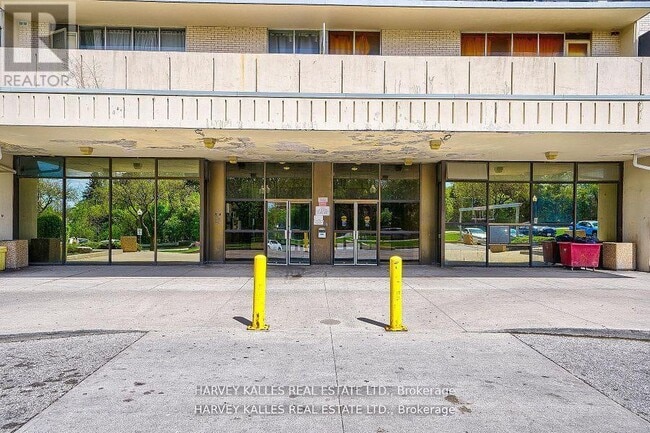 Photo - 2000 Sheppard Ave W Unit 306