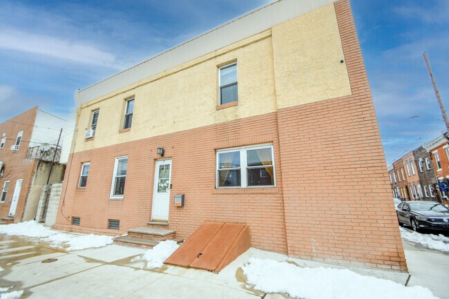 Photo - 373 Tree St