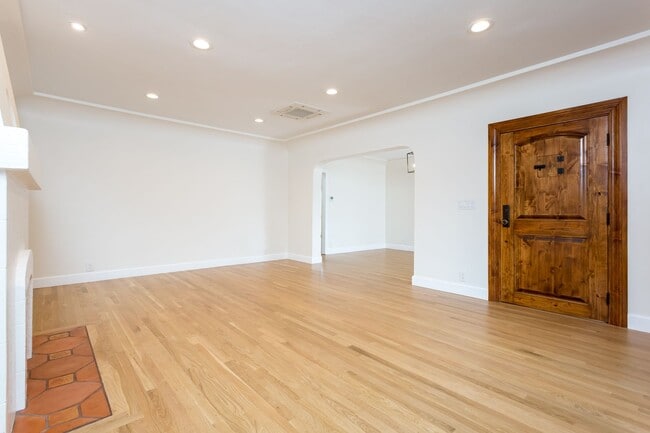 Photo - 3407-3411 33rd Street Unit 3411 33rd Street