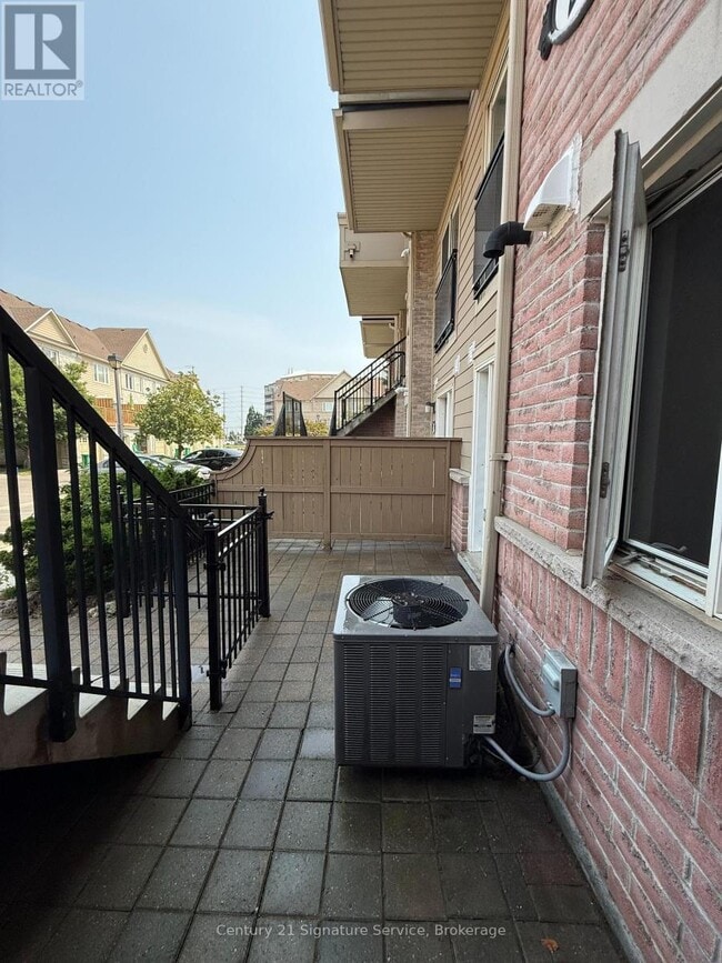 Photo - 4975 Southampton Dr Unit 277