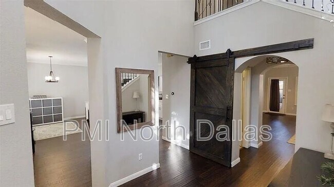 Photo - 18416 Woodpond Pl