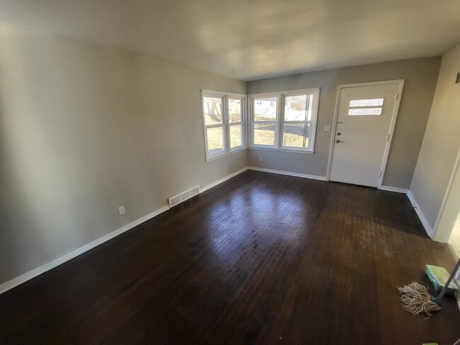1418 W Waldo Ave