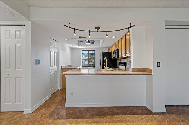 Photo - 122 E Cypress Ct Unidad 122