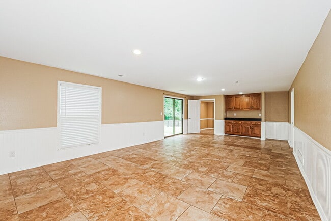 Photo - 9004 Arlington Ct