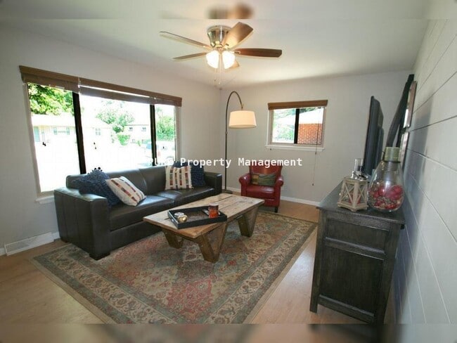 Photo - 3 Bed/2 Bath Ranch Home on Large Lot with Oversized Garage