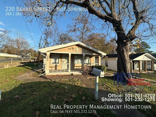 Building Photo - 220 Beard St Unit Hot Springs