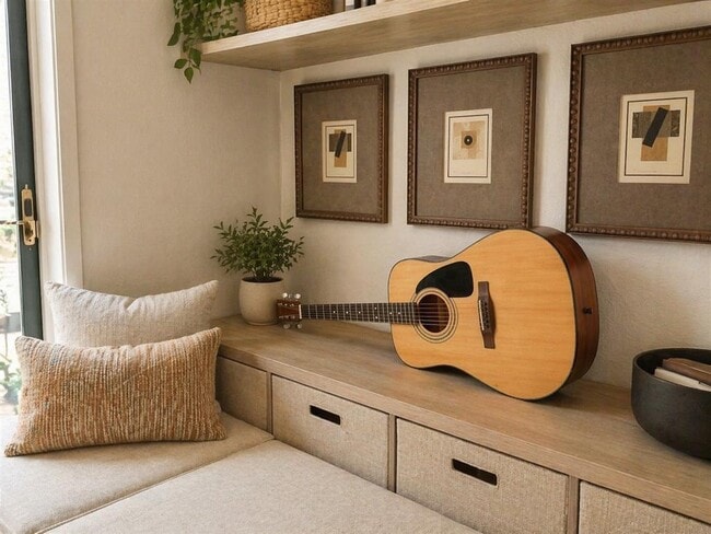 Photo - 1510 W N Loop Blvd Unit 1037