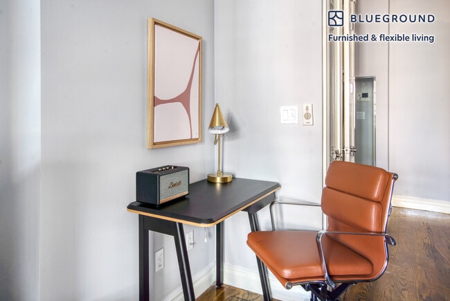 Photo - 234 W 14th St Unit FL3-ID887