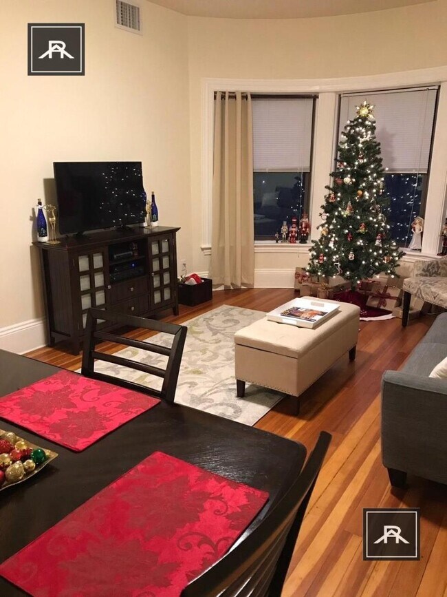 Photo - 1 bedroom in Brookline MA 02446 Unidad 32