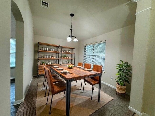 Photo - 1780 Stone Rim Loop