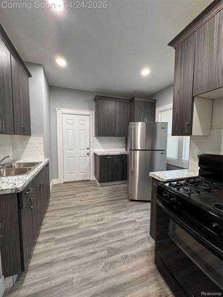 Photo - 4506 Bewick St