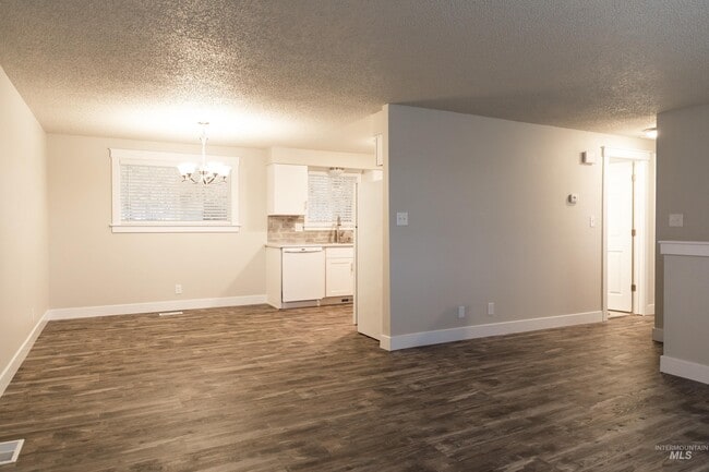 Photo - 424 NW 16th St