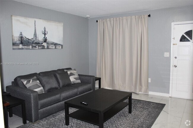 Building Photo - 3400 SW 25th St Rental
