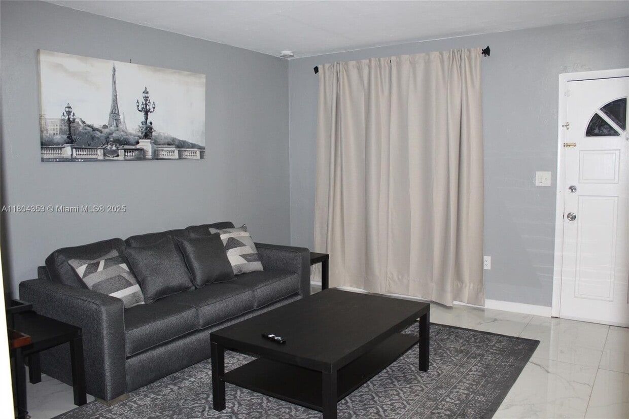 Photo - 3400 SW 25th St (Miami, FL)