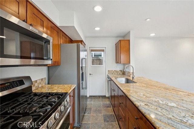 Photo - 215 Walnut St