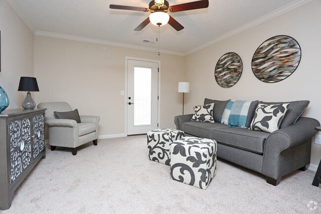 Photo - Shelby Oaks Apartments