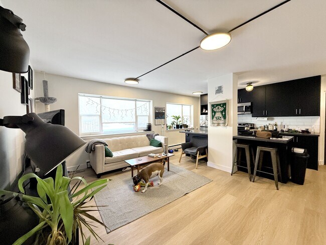 Photo - 111 Craydon Rd Unit 102