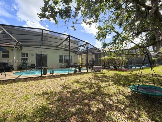 233 Aldridge Ln