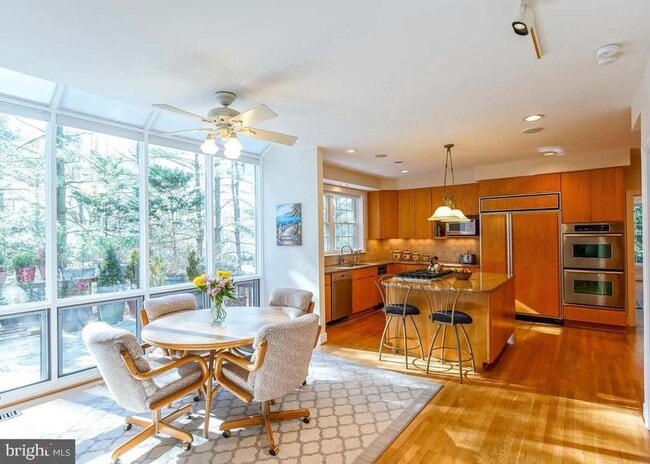 Photo - 9720 Holloway Hill Ct