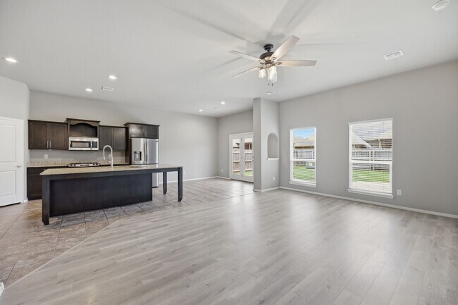 Photo - Well Maintained 3-bedroom, 2-bath Home in Desirable Bixby Schools North of River