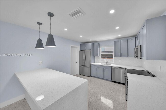 Photo - 2311 SW 23rd St