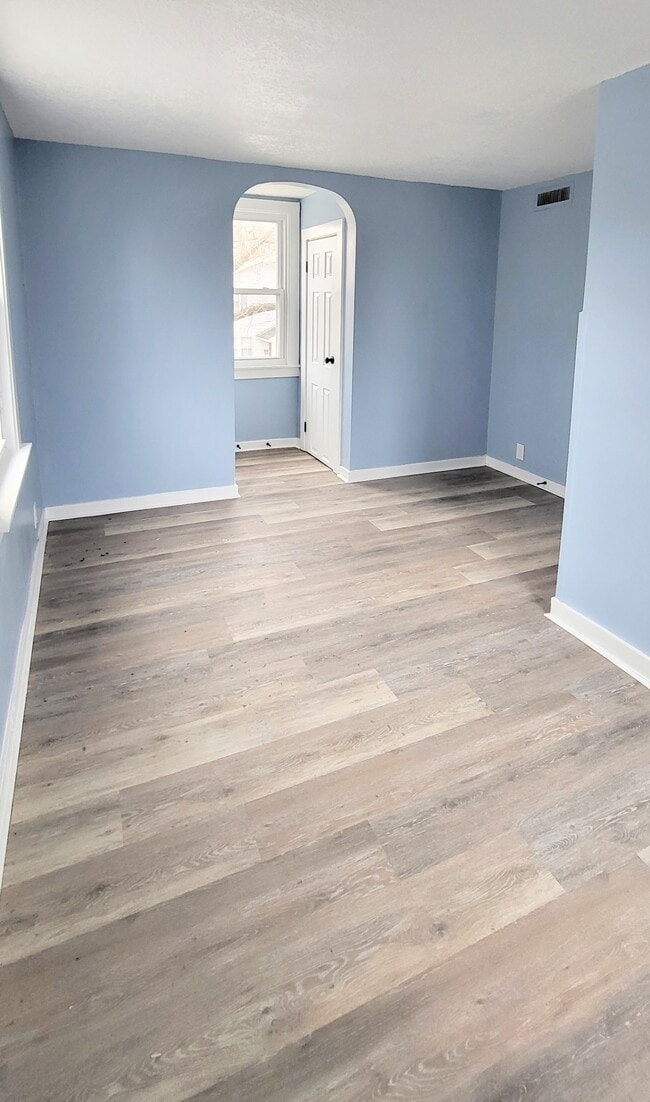 Photo - 4035 Buell Dr