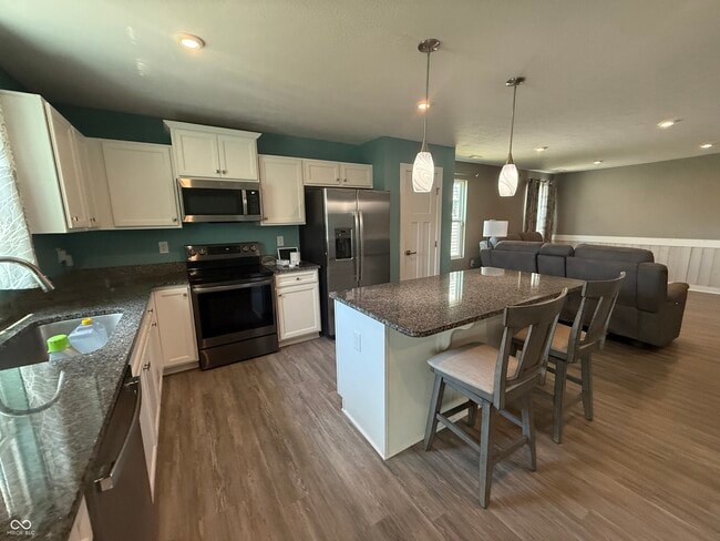 Photo - 2640 Stonebridge Dr