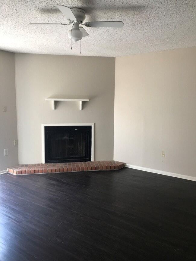 Photo - 8911 GSRI Ave Unidad 1307