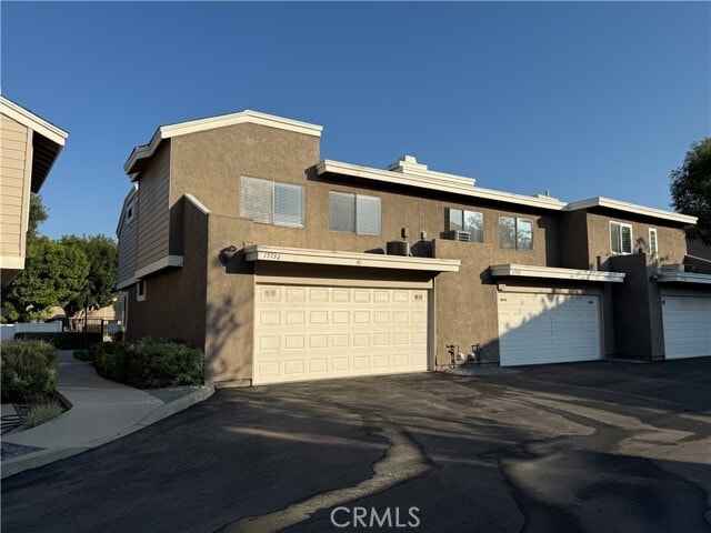 Photo - 15732 Tetley St