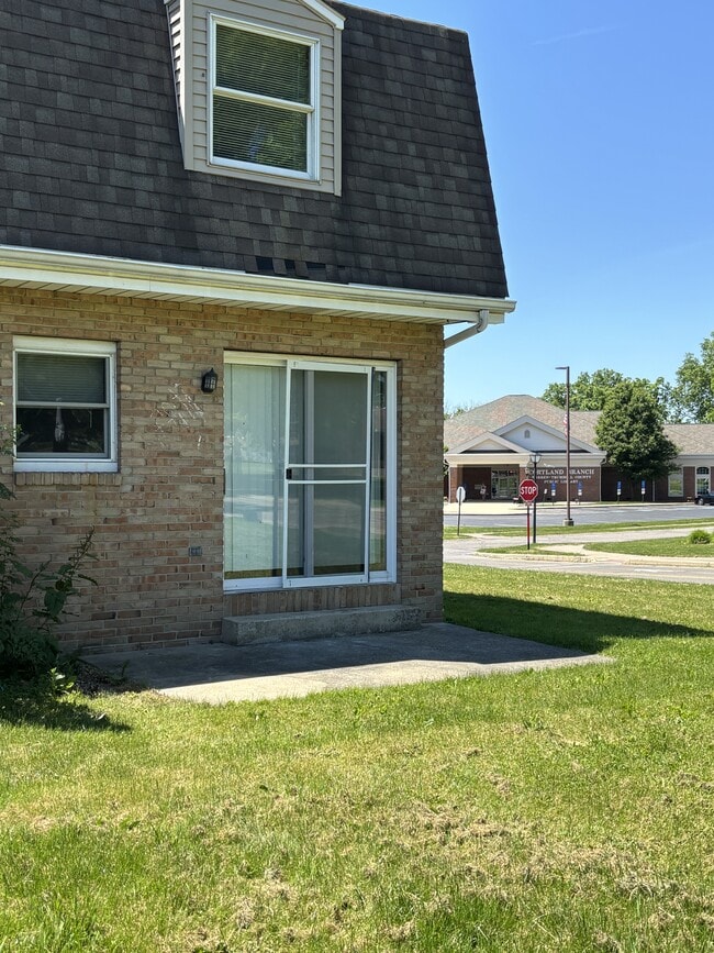Photo - 601 Lakeview Dr