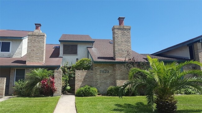 Building Photo - 7523 Beaudelaire Cir