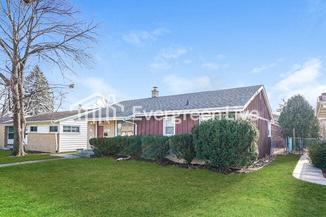 Photo - 8715 W Lawrence Ave