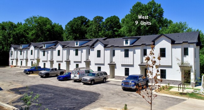 Photo - 1339 W Mt Comfort Rd Townhome