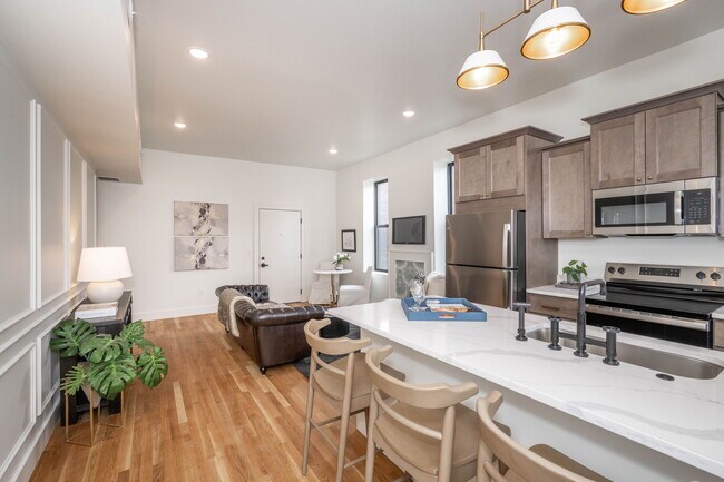 1706 Lang St Unit 2