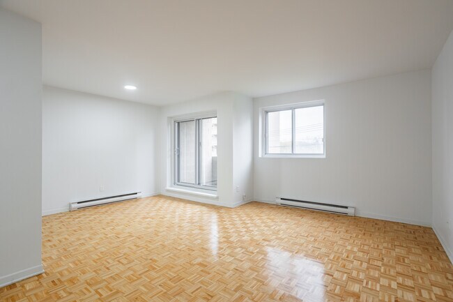 Photo - 2705 Modugno