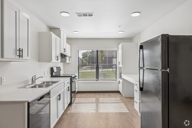3BR, 2BA - 1,046SF - Kitchen - The Mabion
