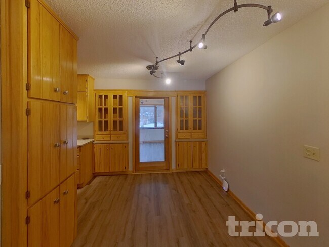 Photo - 6680 168th St W