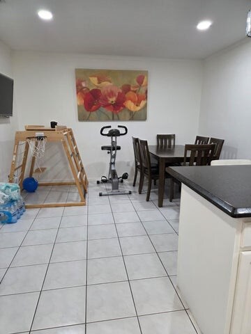 Photo - 810 Sandtree Dr